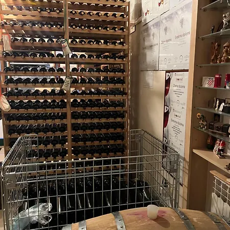 Valerija Apartament *