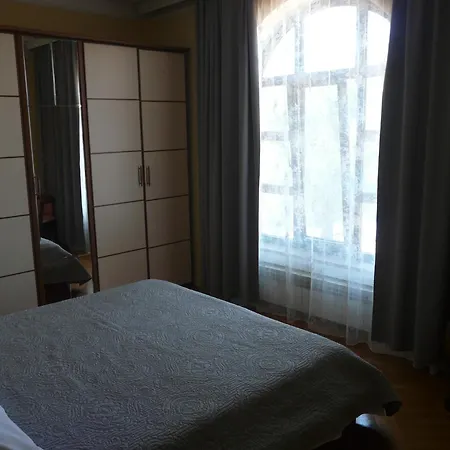 Valerija Apartamento *