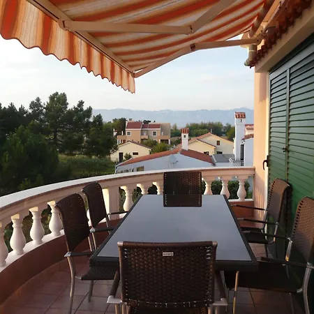 Valerija * Privlaka (Zadar)